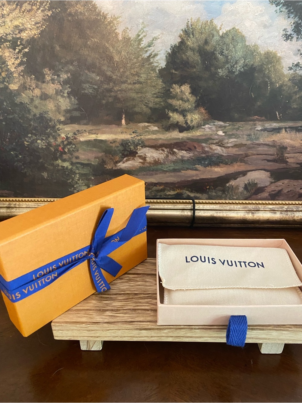 Louis Vuitton Taiga Black Men's Leather Wallet with Louis Vuitton box - Picture 3 of 5